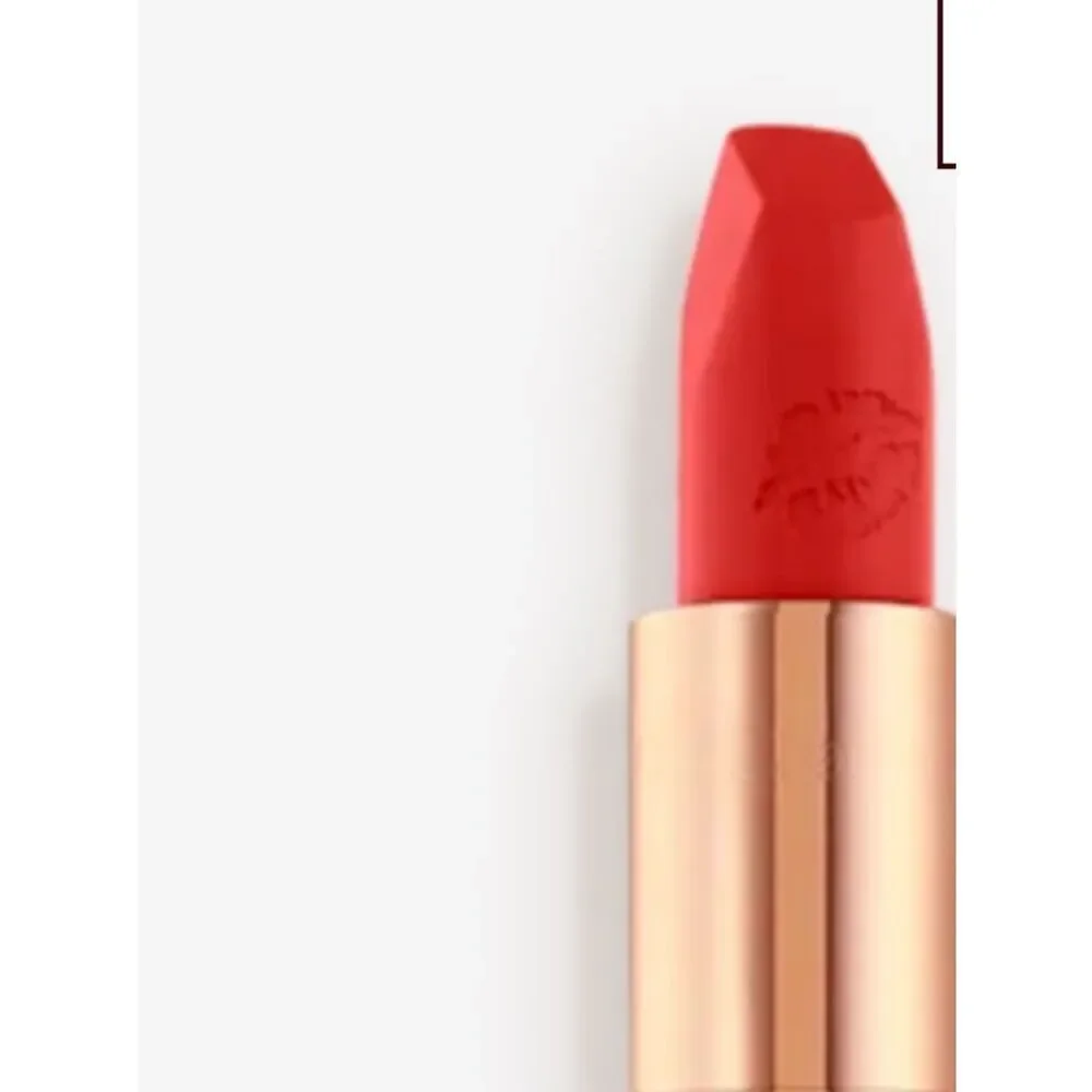 Charlotte Tilbury HOT LIPS in CARINA'S LOVE